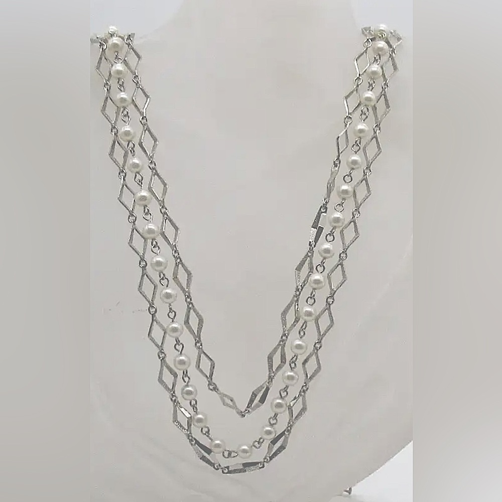 33"  Vintage 3-Strand Mid-Century Judy Lee Silver/Faux Pearl Chain Necklace